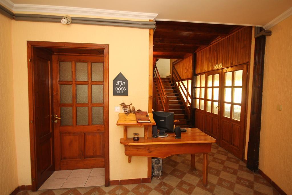 Guest House Vila Alexandar Palić Eksteriør billede